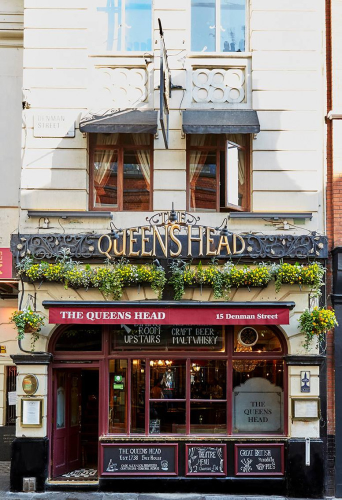 The Queen's Head Picture