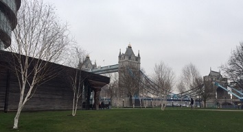 London Dog Blog – Walking from London Bridge to Tower Bridge image