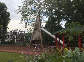 Kids in London – Adventure playground and animals at Queen’s Park image