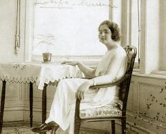 Madam Atatürk - Translation Feyza Howell image