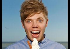 Knock2Bag Comedy Night East with Rob Beckett, Liam Williams and More image