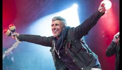 Bez from the Happy Mondays – From Maracas to MP – talks to Campfire image