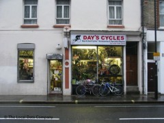 Days Cycle Stores image