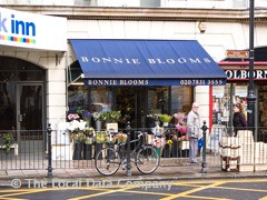 Bonnie Blooms image