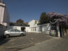 Majestic Wine Warehouse image