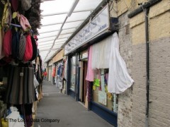 Morris Curtains image