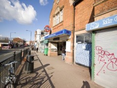West Hampstead Underground Station image