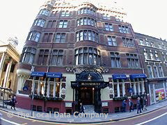 KingsleyÕs Bar image