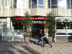 Night & Day Bar image
