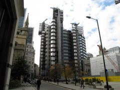 Lloyds Shop image
