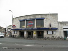 South Wimbledon Underground image