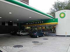 Lloyds TSB Bank PLC Cash Machine image