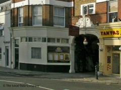 Nuay's Thai Restaurant image