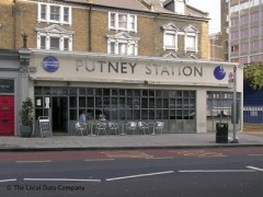 Putney Station image