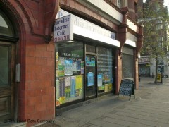 Paradise Internet Cafe image