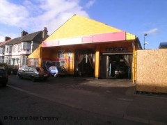 Palermo Road Garage image