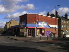 Kwik Fit image