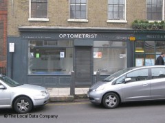P Leaning Optometrist image