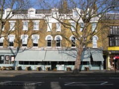 High Road Brasserie image
