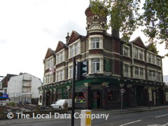 The Queen's Head image