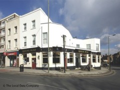 The Queens Head image