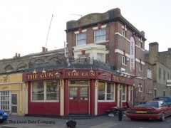The Gun image