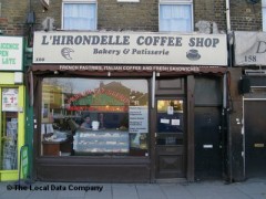 L'hirondelle Coffee Shop image