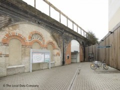 Queens Road Peckham Station image