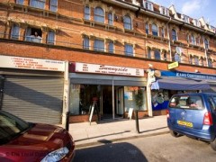 Sunnyside Beauty Salon image