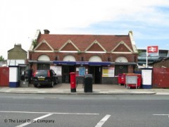 Drayton Park Station image