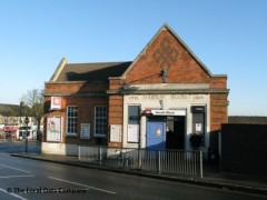 Harold Wood Station image