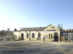 Finchley Central Station image