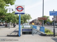 Seven Sisters Station image