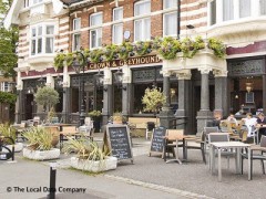 Crown & Greyhound image