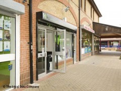 H Q Hairdressers image