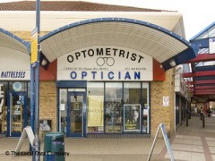 L Dollay Optometrist image