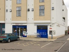 Tesco Express image
