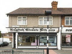 English Classic Kitchens image