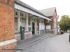 Gipsy Hill Station image