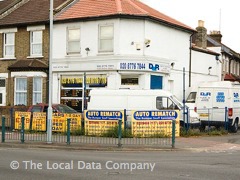 D & R Van Rental image