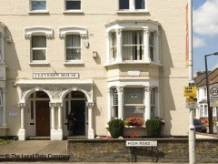 Opthalmic Opticians image