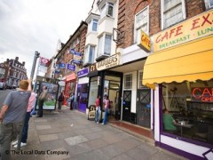 Z's Barbers image