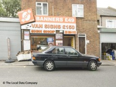 Calder Signs image