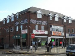 Moniq Bar & Grill image