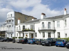 The Gates On The Park Restaurant image