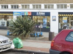 Dulux Decorator Centre image