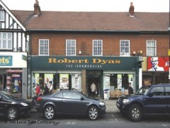 Robert Dyas image