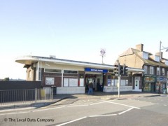 Elm Park Station image