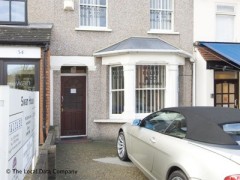 Mark Ellis & Co image