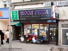 Moon Pizza image